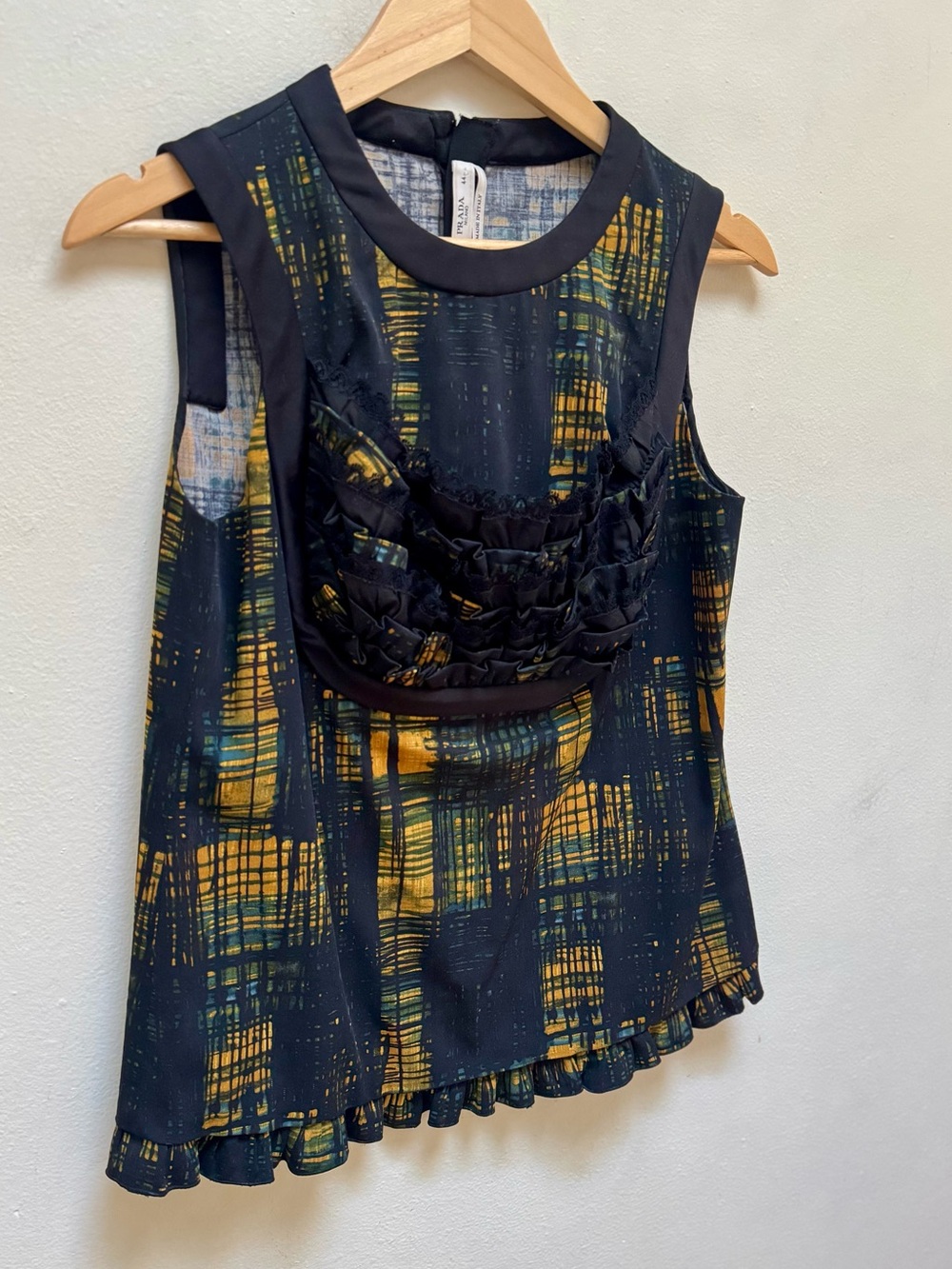 Prada F/W10 Runway Abstract Grid Sleeveless Top - Picture 3 of 12